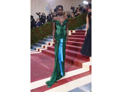 Rihannast Jennifer Lawrence'ile: miks kannavad kõik kuulsused Christian Lacroix' vintage-rõivaid?