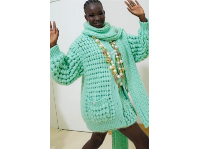 Sõlmed, pärlid... Chanel leiutab oma põhikoodid uuesti unenäoliseks show'ks Grand Palais.